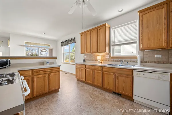 $395,000 | 739 Bohannon Circle, Oswego, IL 60543