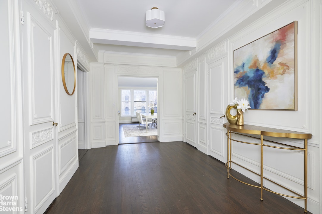 320 East 72nd Street, Unit 15B Manhattan, NY 10021 - Photo 3 of 11