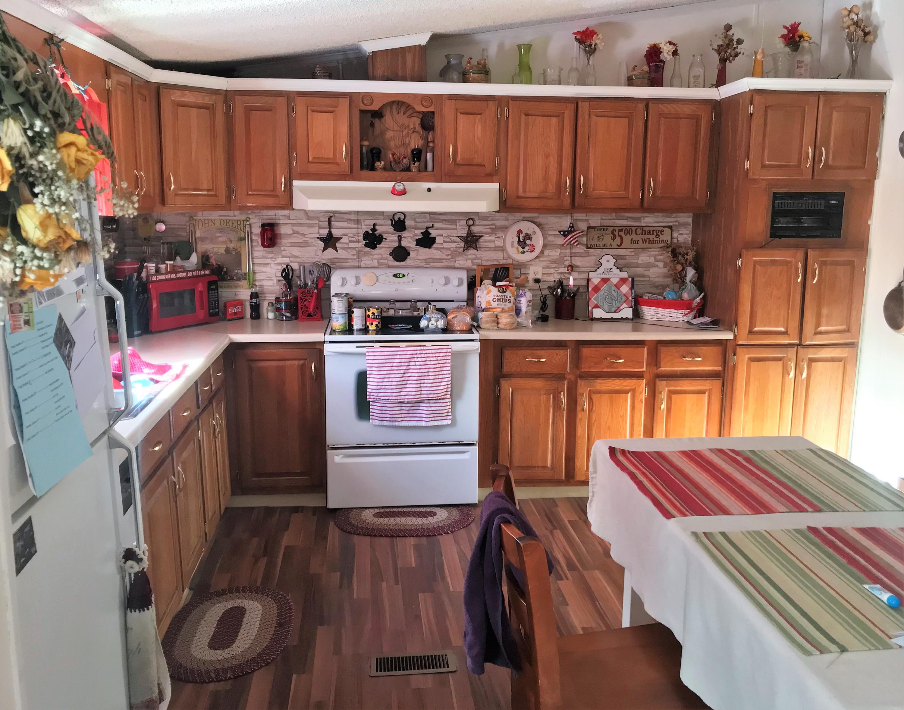 657 Old Town Road Hudson, ME 04449 - Photo 5 of 22 Kitchen