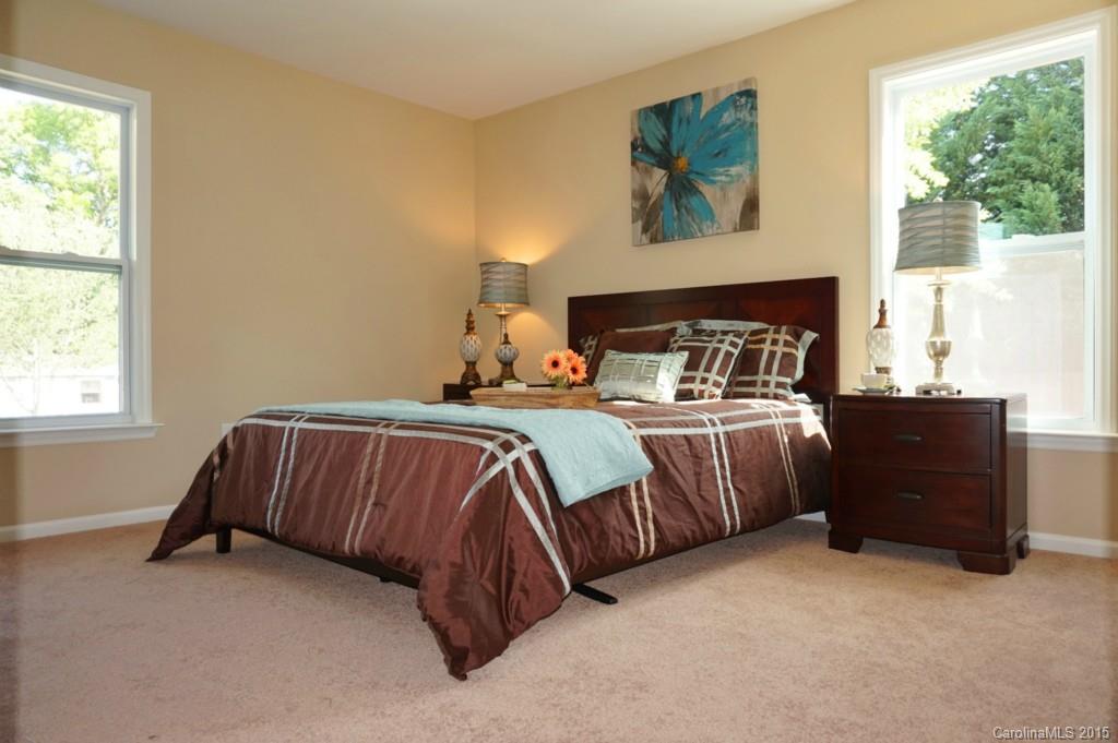 9820 Washam Potts Road Cornelius, NC 28031 - Photo 9 of 24 Gallery Image 9