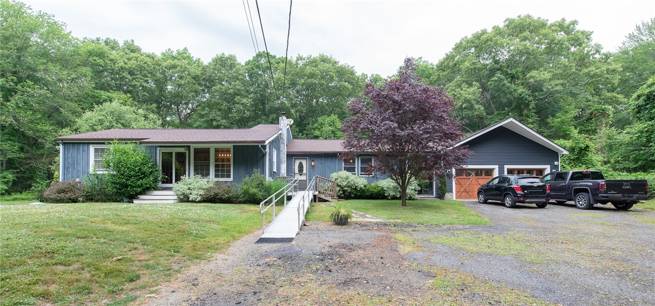 11 Paris Irons Road Glocester, RI 02857 - Photo 3 of 47
