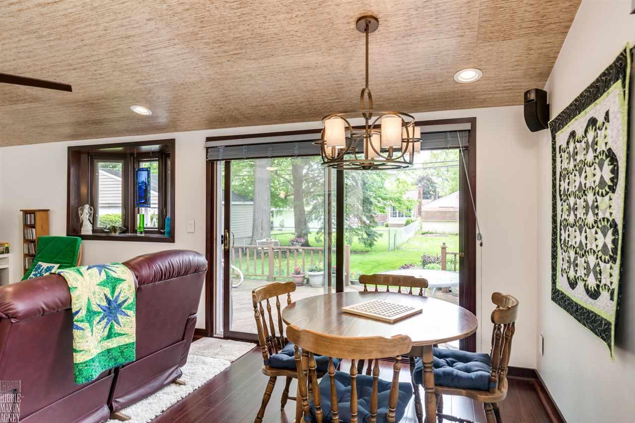 1137 Hawthorne Road Grosse Pointe Woods, MI 48236 - Photo 13 of 31
