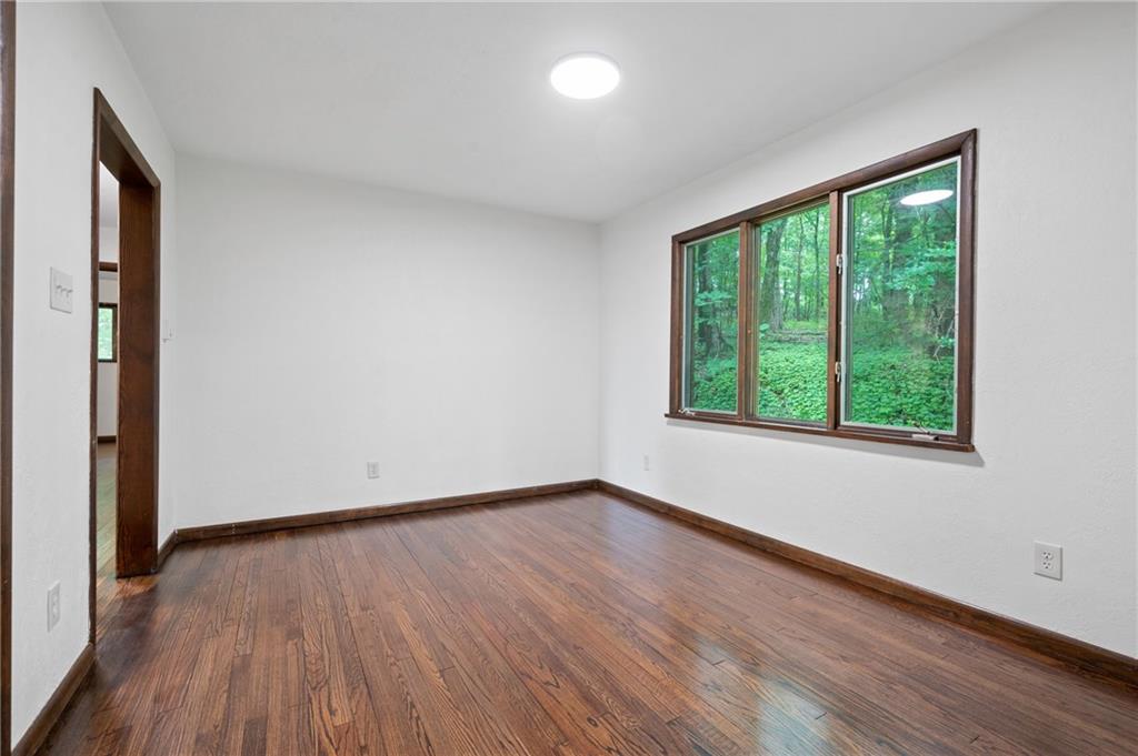 1156 Cole Road Apollo, PA 15613 - Photo 4 of 32