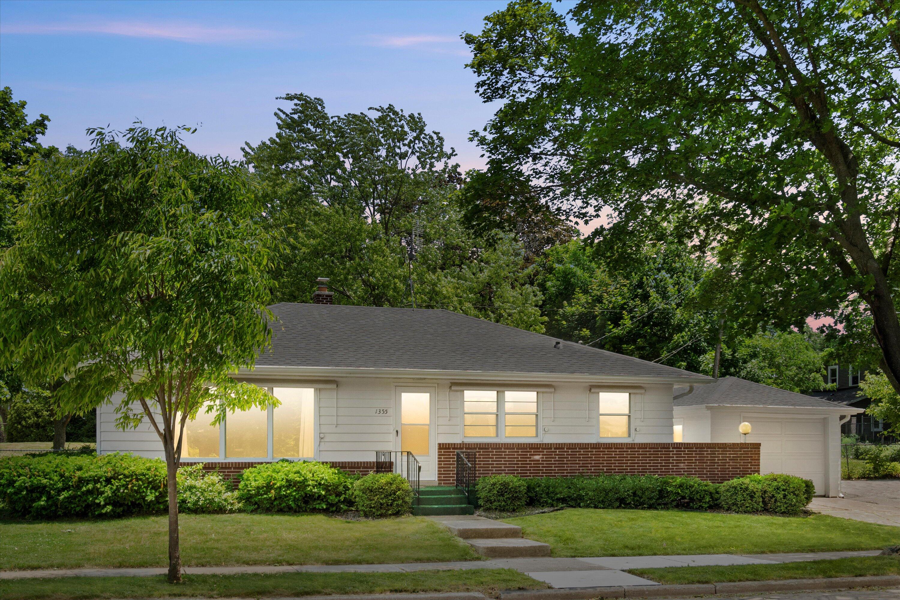 1355 Howard Street Racine, WI 53404 - Photo 1 of 1 Exterior