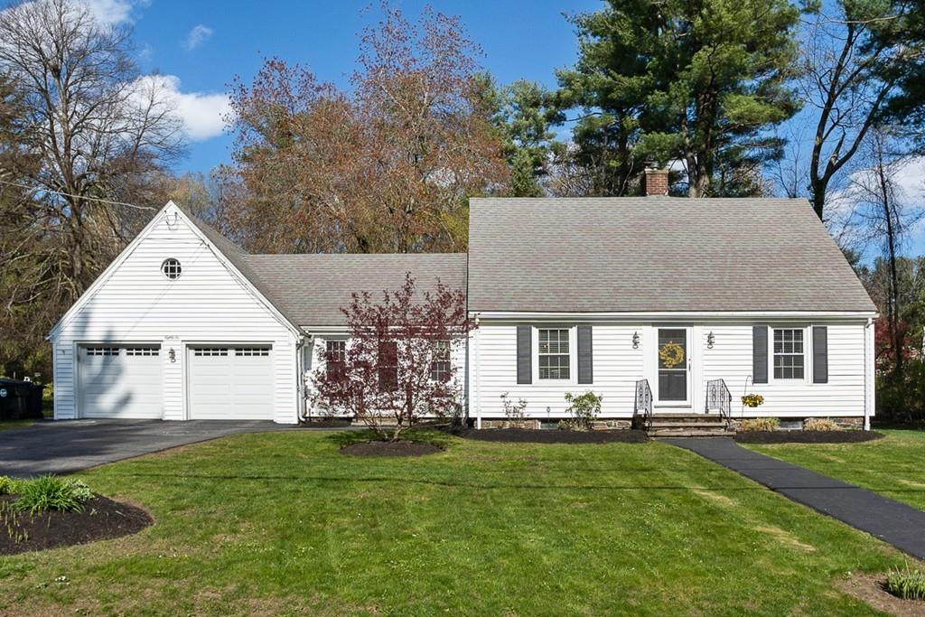 86 Lovell Road Holden, MA 01520 - Photo 1 of 41 Gallery Image 1