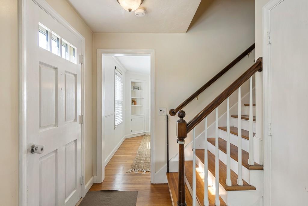 86 Lovell Road Holden, MA 01520 - Photo 2 of 41 Gallery Image 2