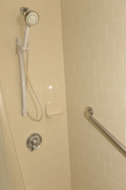 55 Vinton Avenue, Unit 1 Cranston, RI 02920 - Photo 15 of 18