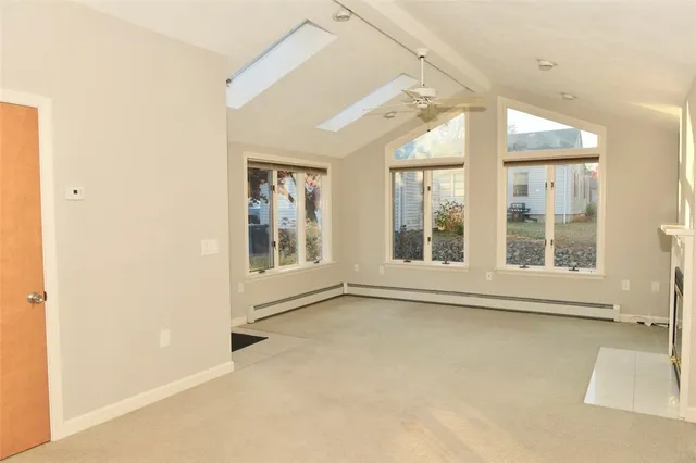 $2,500 | 55 Vinton Avenue, Unit 1, Cranston, RI 02920