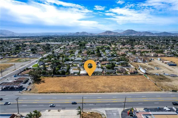 $2,500,000 | 18045 Foothill Boulevard, Fontana, CA 92335