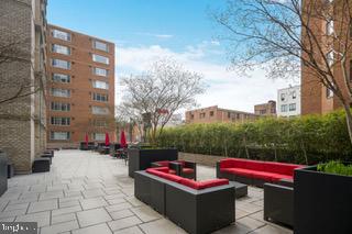 950 25th Street Northwest, Unit 503N Washington, DC 20037 - Photo 27 of 28 a outdoor view with a sitting space