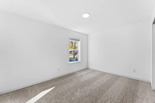 $362,420 | 10525 Harbor Lane North, Maple Grove, MN 55369