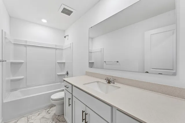 $362,420 | 10525 Harbor Lane North, Maple Grove, MN 55369