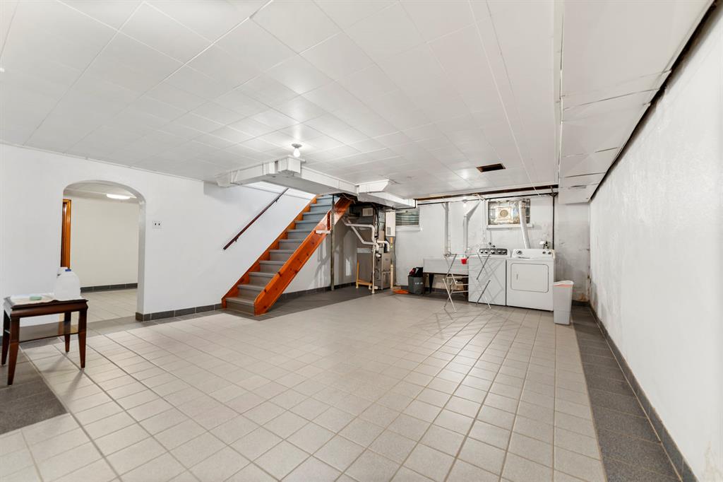 927 McNeilly Road Pittsburgh, PA 15226 - Photo 23 of 36 Gallery Image 23