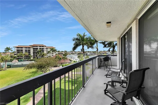 $625,000 | 601 Seaview Court, Unit C401, Marco Island, FL 34145