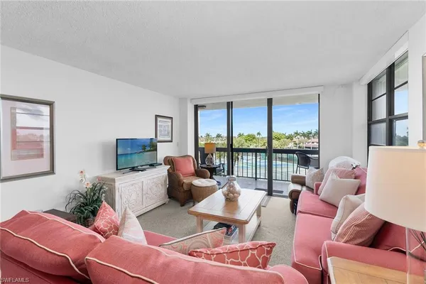 $625,000 | 601 Seaview Court, Unit C401, Marco Island, FL 34145