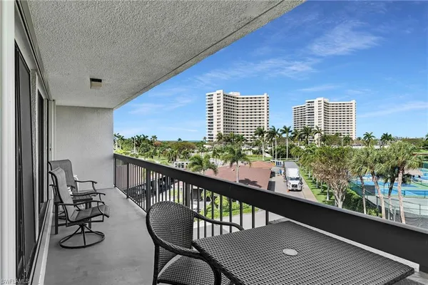 $625,000 | 601 Seaview Court, Unit C401, Marco Island, FL 34145