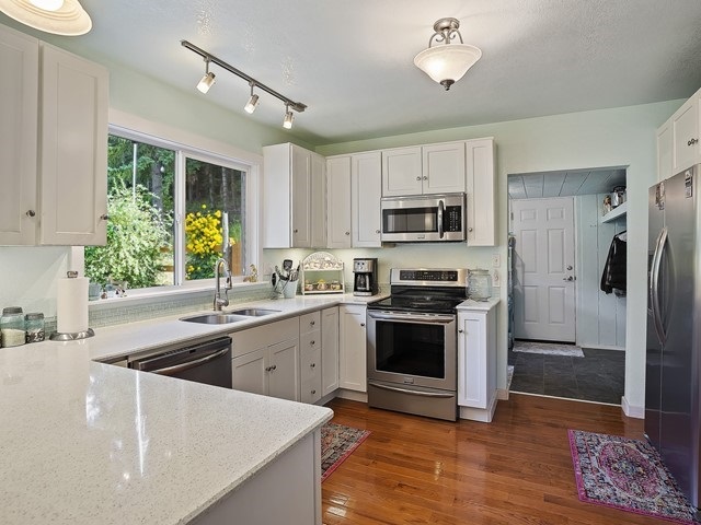 1602 Thompson Road Elk, WA 99009 - Photo 15 of 49 Gallery Image 15