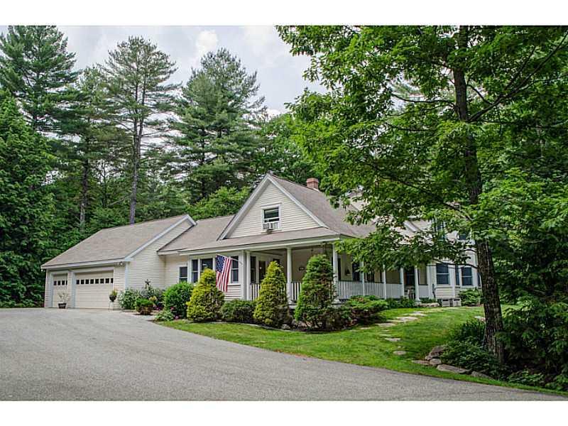 522 Blackstrap Road Falmouth, ME 04105 - Photo 1 of 31 Exterior Front.