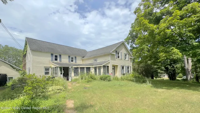 $275,000 | 651 County Road 45, Earlton, NY 12058