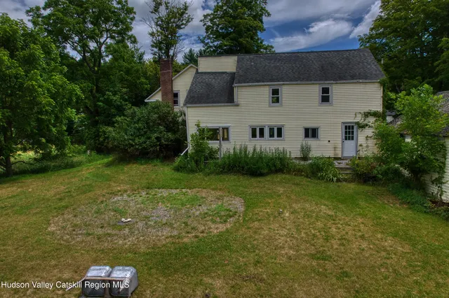 $275,000 | 651 County Road 45, Earlton, NY 12058