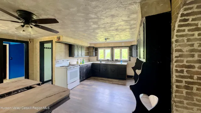 $275,000 | 651 County Road 45, Earlton, NY 12058