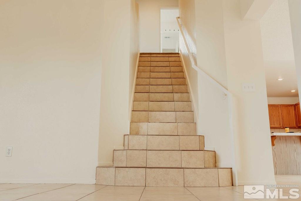 8018 Anchor Point Drive Reno, NV 89506 - Photo 4 of 33 Photo 4