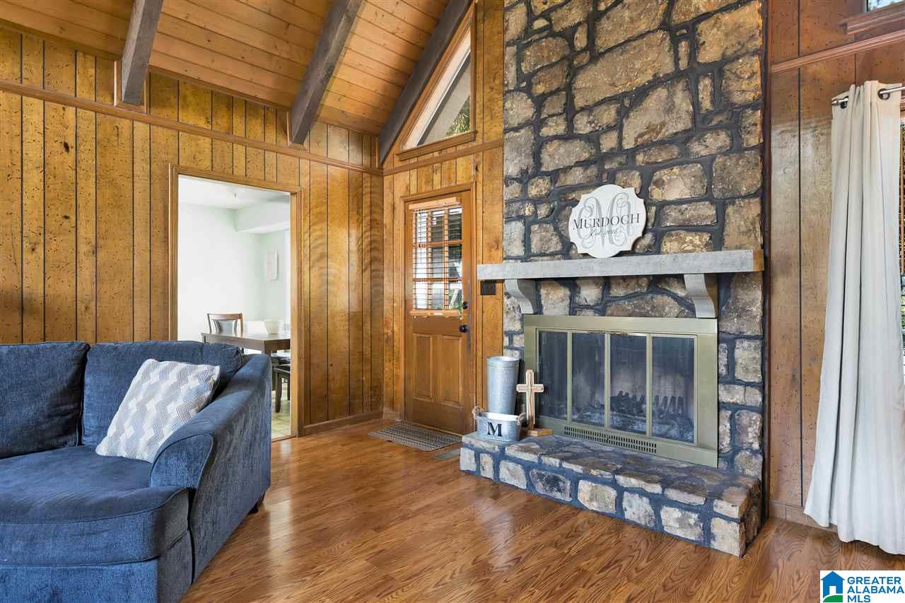 805 Round Hill Road Pelham, AL 35124 - Photo 9 of 29