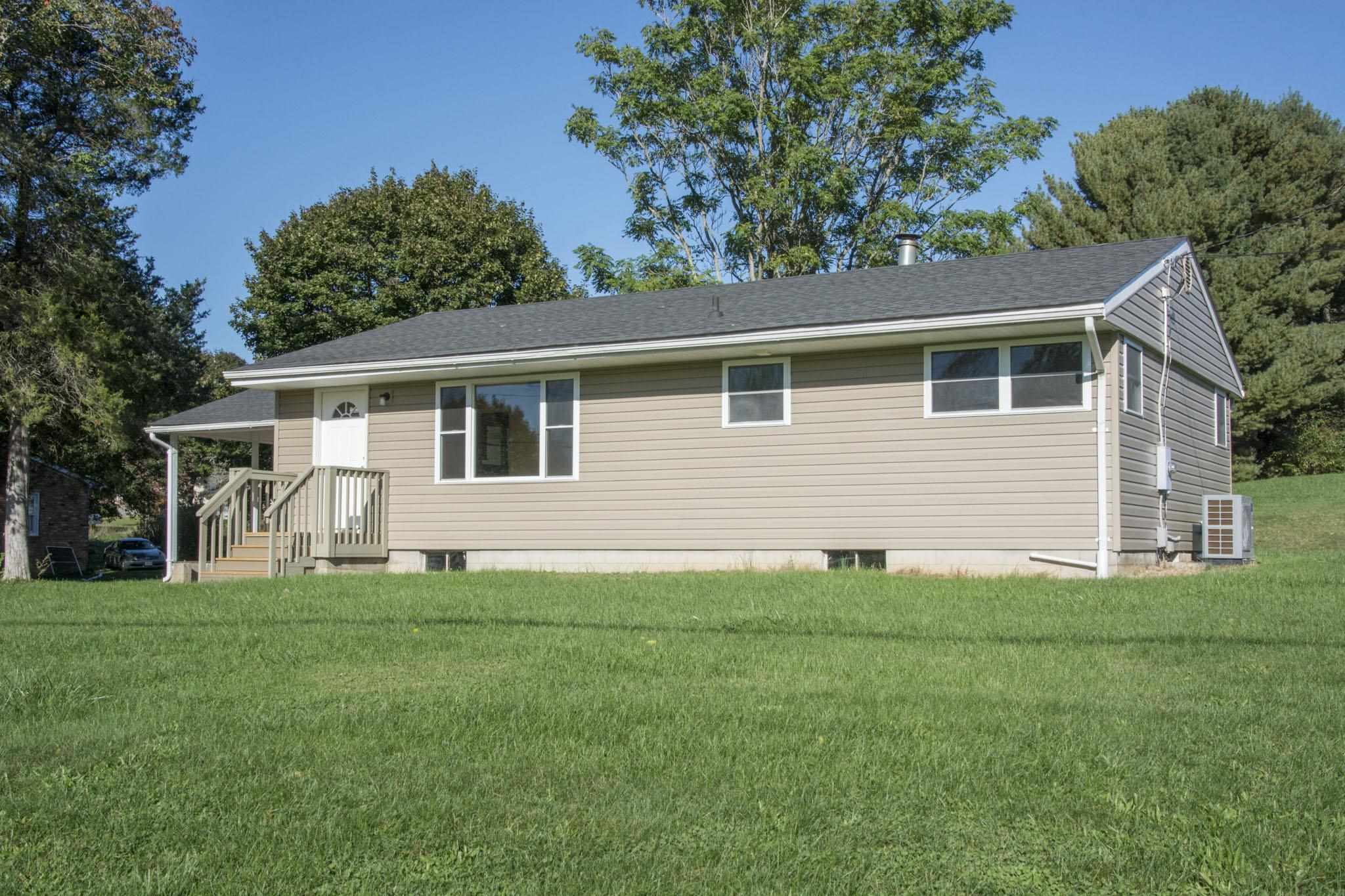 1981 Mountain Valley Road Keezletown, VA 22832 - Photo 7 of 25 Gallery Image 7