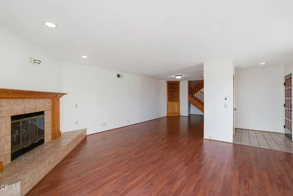 $1,185,000 | 989 Inspiration Way, Ventura, CA 93001