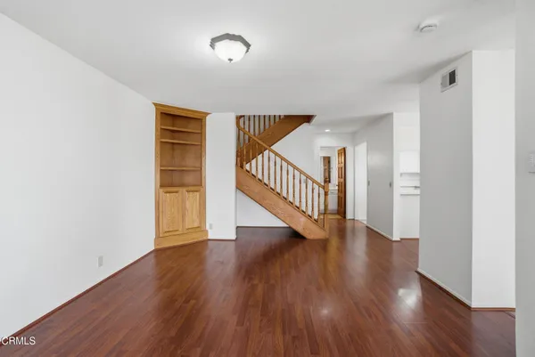 $1,185,000 | 989 Inspiration Way, Ventura, CA 93001