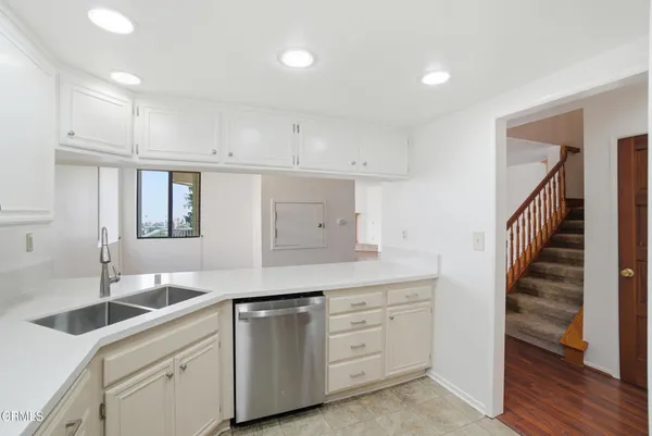 $1,185,000 | 989 Inspiration Way, Ventura, CA 93001