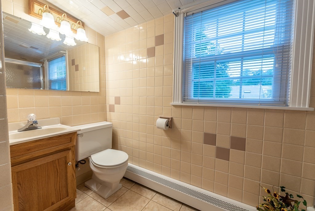 11 Eleanor Road Framingham, MA 01701 - Photo 23 of 30