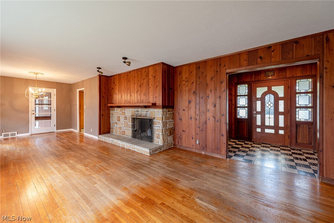 35916 Solon Road Chagrin Falls, OH 44022 - Photo 4 of 22