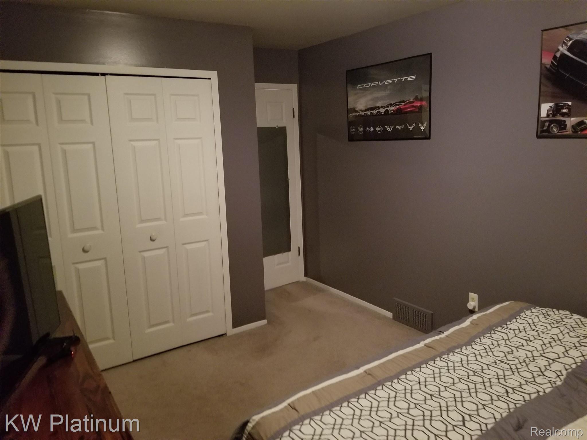 34395 Mulvey Road Fraser, MI 48026 - Photo 19 of 22 19.jpg