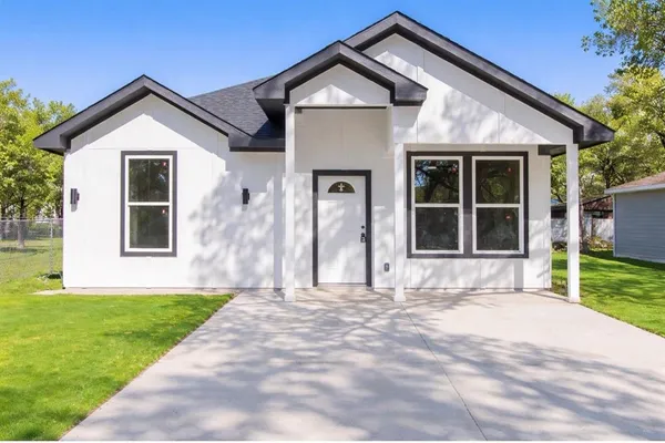 $186,001 | 120 Red Bird Lane, Mabank, TX 75156