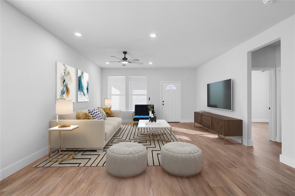 120 Red Bird Lane Mabank, TX 75156 - Photo 4 of 23 a living room with furniture and a flat screen tv