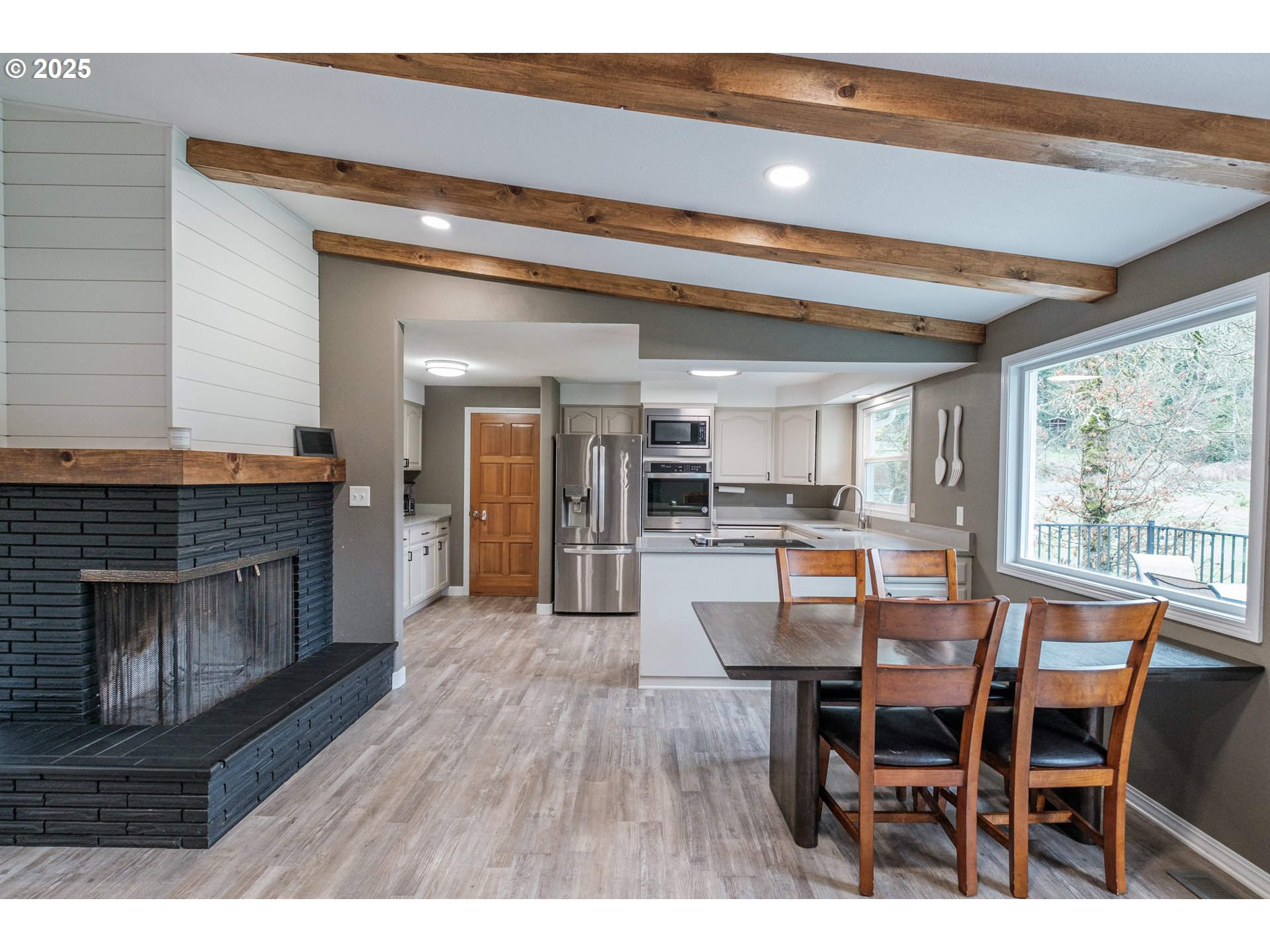 5370 Witzel Road Southeast Salem, OR 97317 - Photo 11 of 48 Gallery Image 11