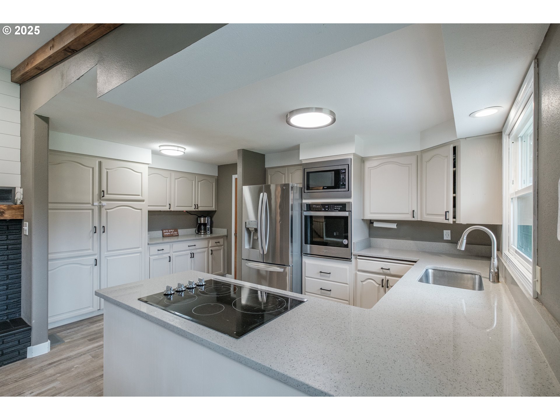 5370 Witzel Road Southeast Salem, OR 97317 - Photo 13 of 48 Gallery Image 13