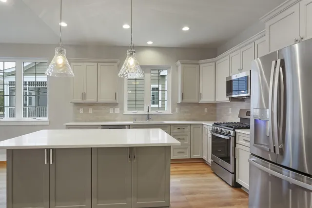 $684,900 | 4675 98th Street, Pleasant Prairie, WI 53158