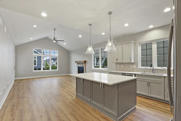 $684,900 | 4675 98th Street, Pleasant Prairie, WI 53158