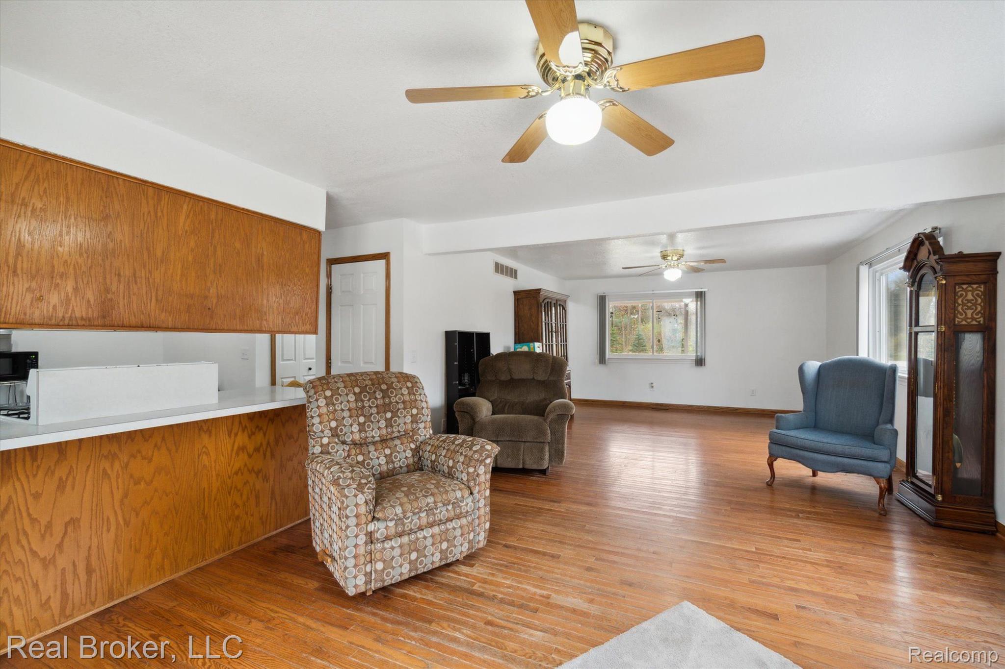 10243 Judd Road Willis, MI 48191 - Photo 11 of 48 Gallery Image 11