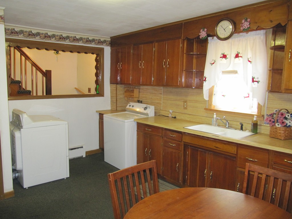 23 Fowler Road Northbridge, MA 01534 - Photo 9 of 30