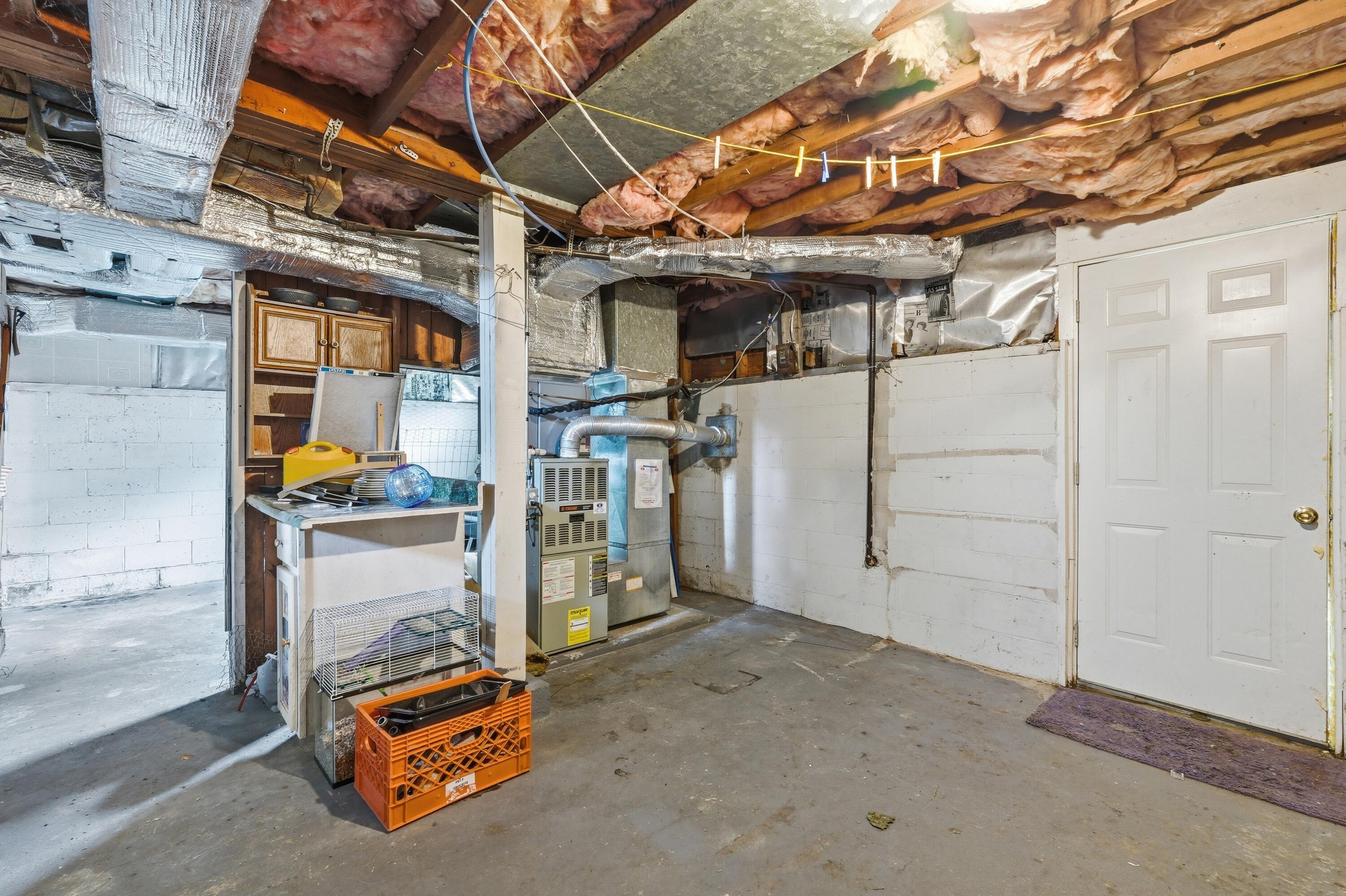 671 Main Street Pleasureville, KY 40057 - Photo 19 of 30 671main_louisvillerealestatemedia_119