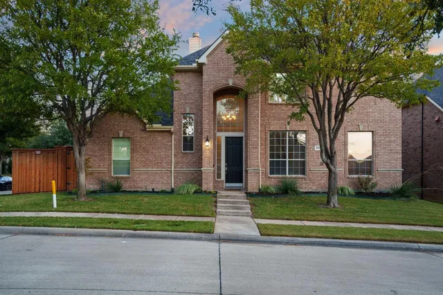 $675,000 | 3581 Senate Lane, Frisco, TX 75034