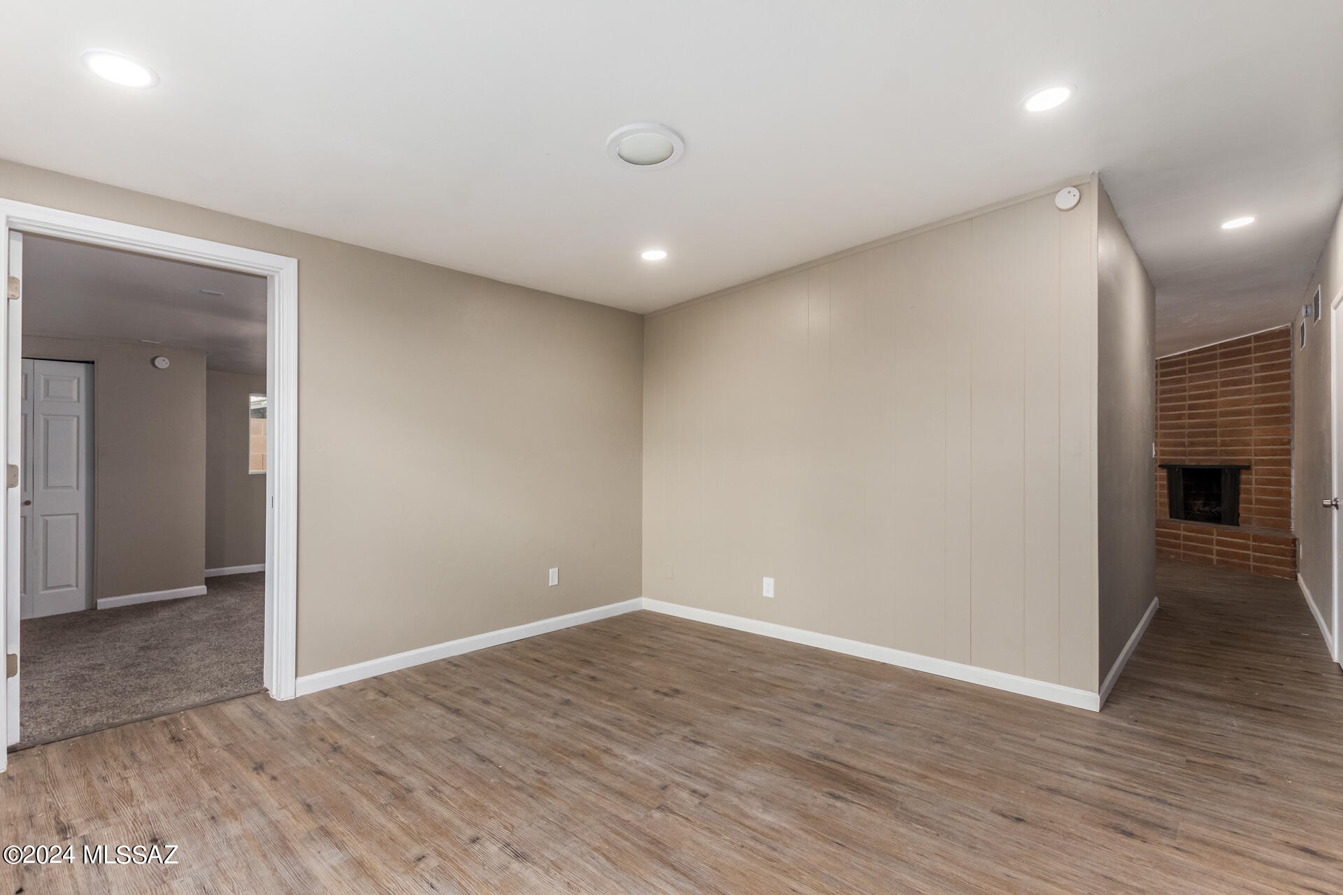 2057 West Wetmore Road Tucson, AZ 85705 - Photo 5 of 37 Gallery Image 5