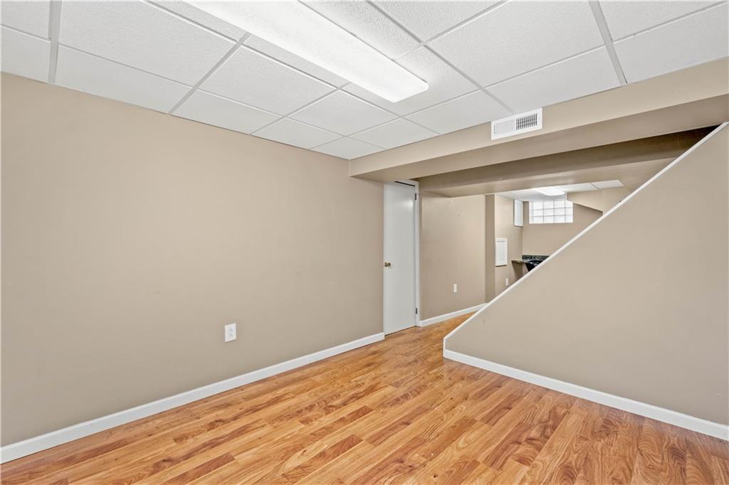163 Pointview Road Pittsburgh, PA 15227 - Photo 22 of 25 Gallery Image 22