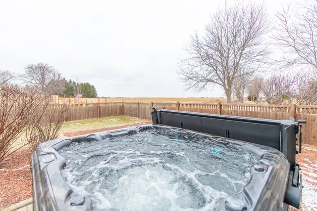 $750,000 | 27009 Ashgate Crossing, Plainfield, IL 60585