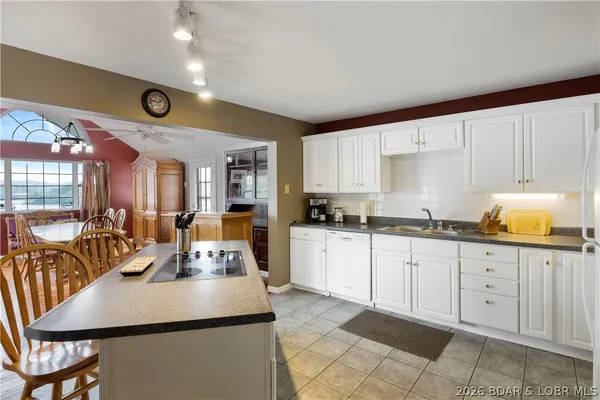 $699,900 | 2183 Carlson Court, Osage Beach, MO 65065