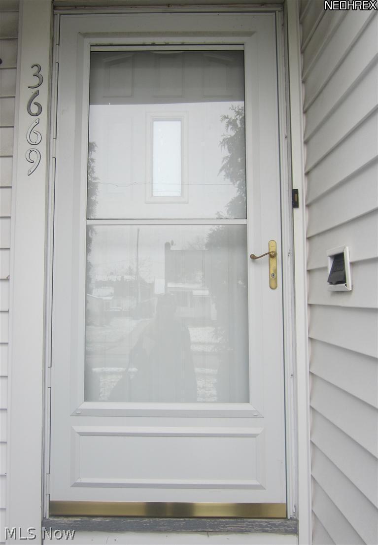 3669 Pennington Road Cleveland, OH 44120 - Photo 2 of 12