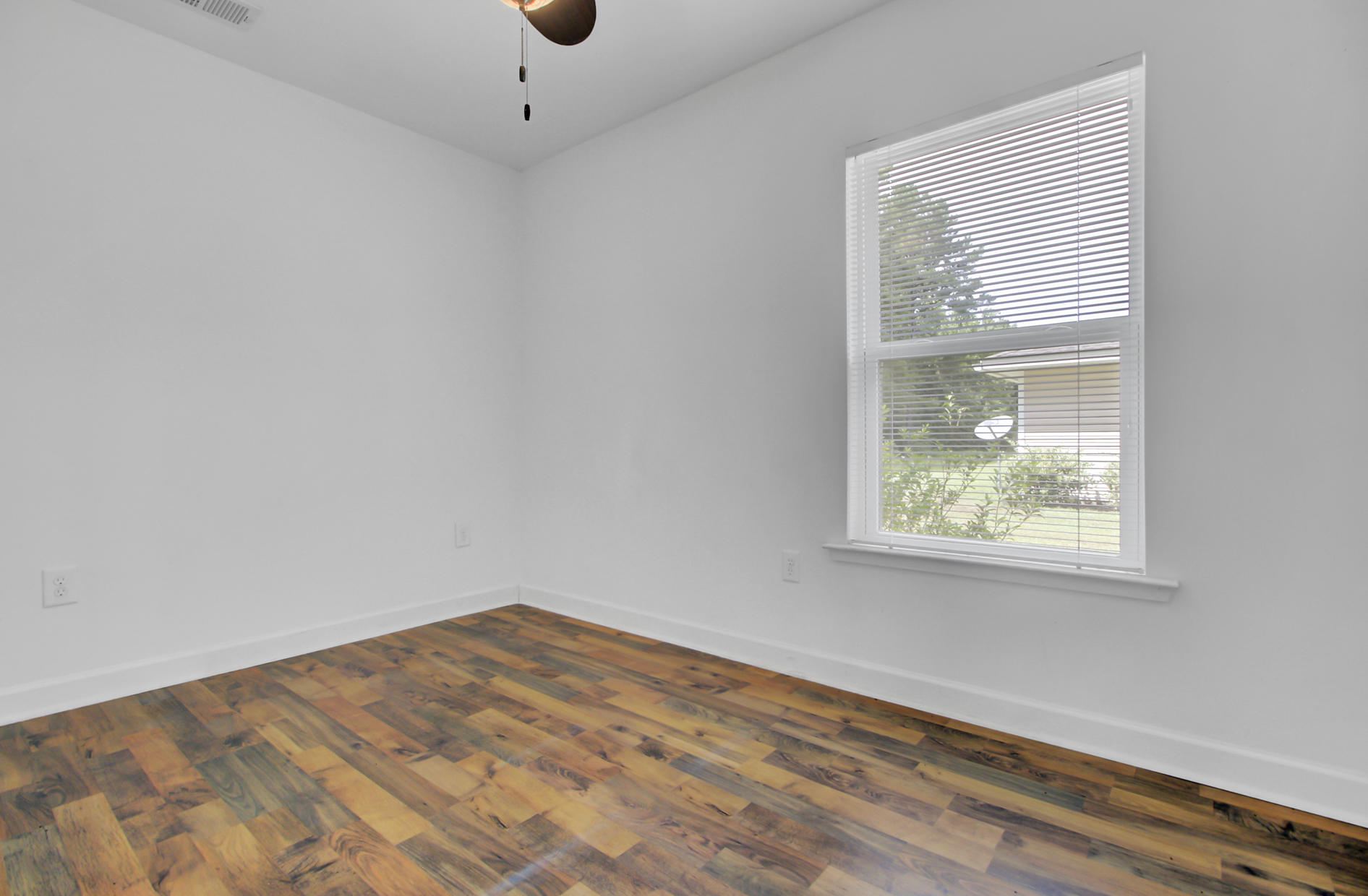 215 Cooper Street Moncks Corner, SC 29461 - Photo 20 of 31 22